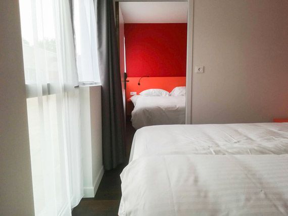 COMMUNICATING STUDIO DOUBLE BED WITH TERRACE COMMUNICATING STUDIO DOUBLE BED WITH TERRACE