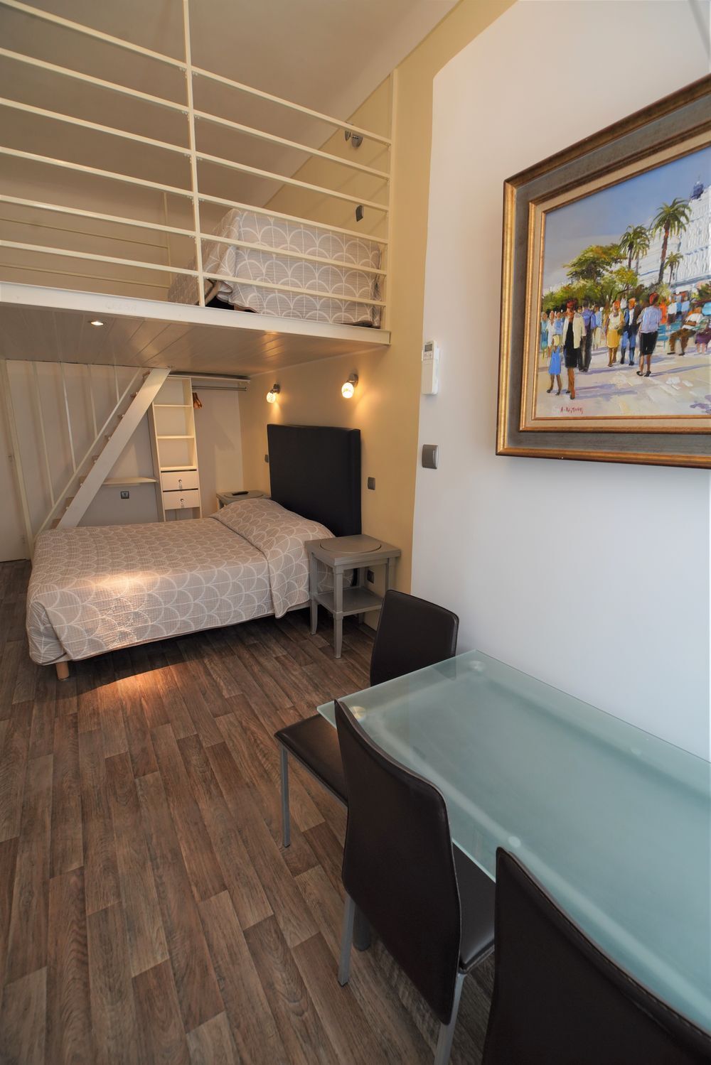 Chambre triple avec mezzanine Chambre triple avec mezzanine